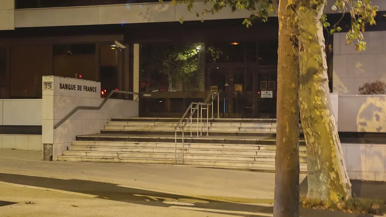 Kink rail et curb, Cr Sablon — photo 1