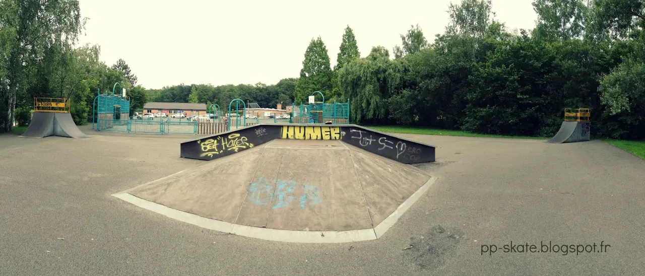 Saint-Amand-les-Eaux skatepark — photo 1