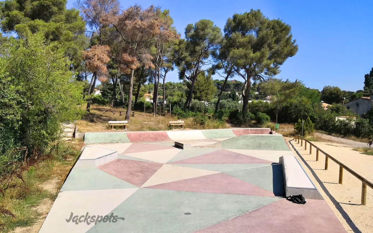 Septèmes les Vallons skatepark — photo 1