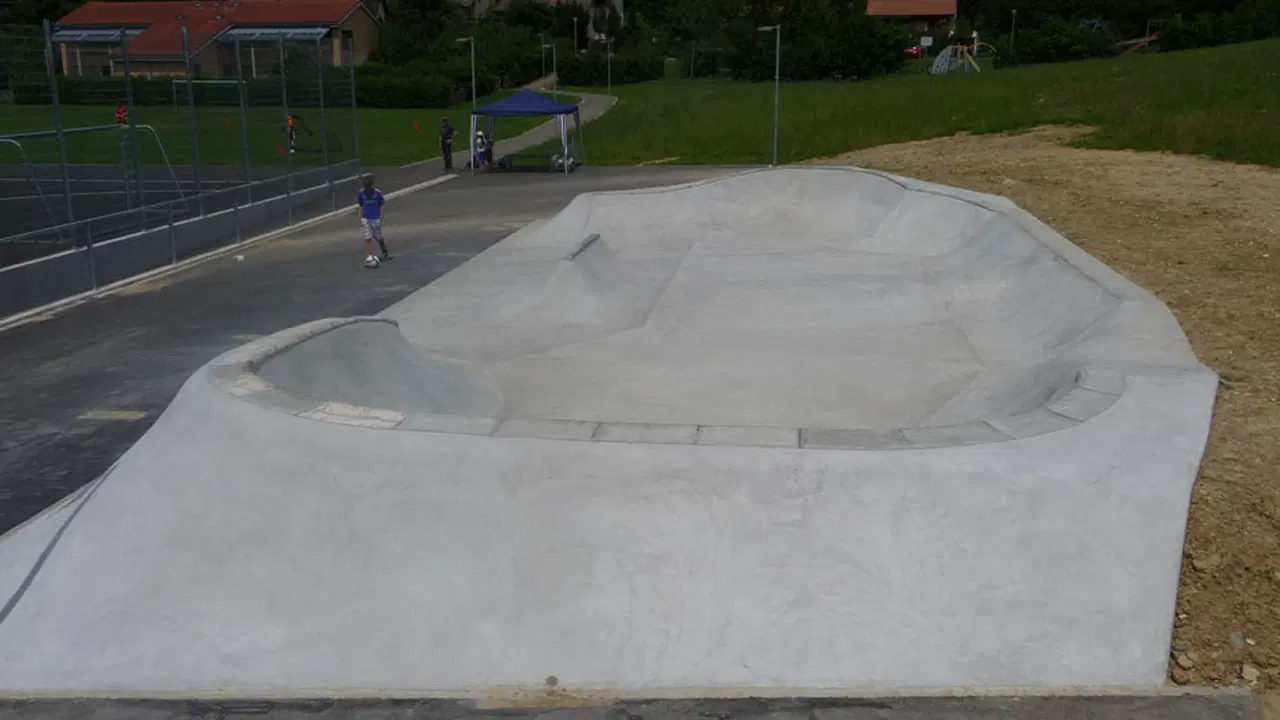 Skatepark Hofstetten-Flüh — photo 1