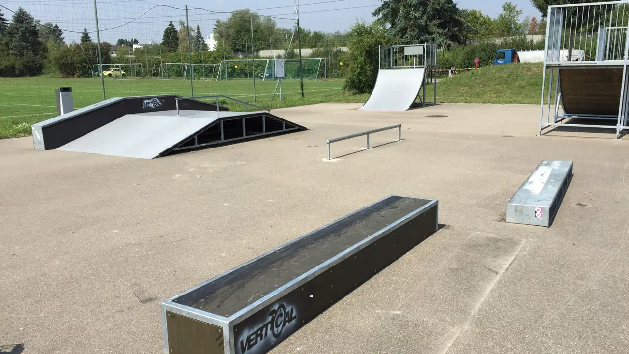 Skatepark Halsrüti Brüttisellen — photo 1