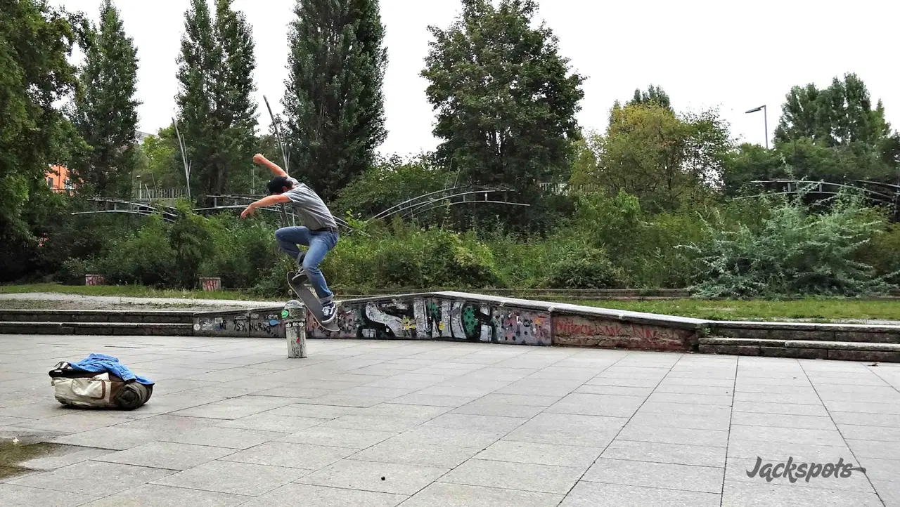 Erkelenzdamm Spot — photo 1