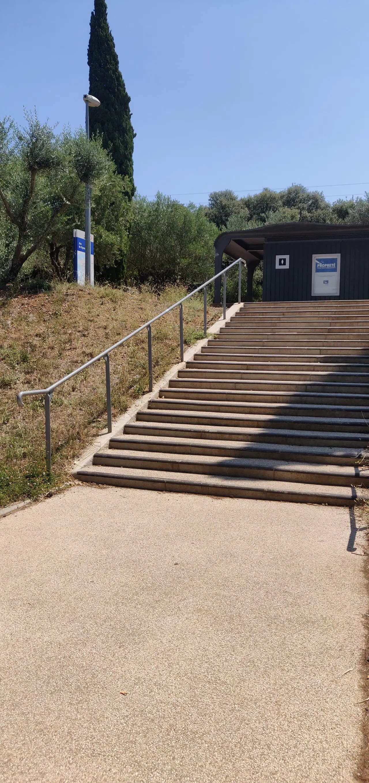 Nice rails car park — photo 1