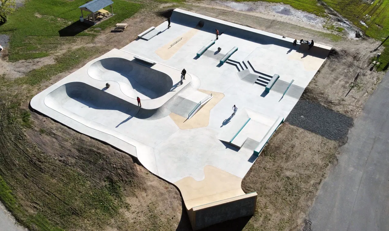 Luke Nelson Skatepark — photo 1
