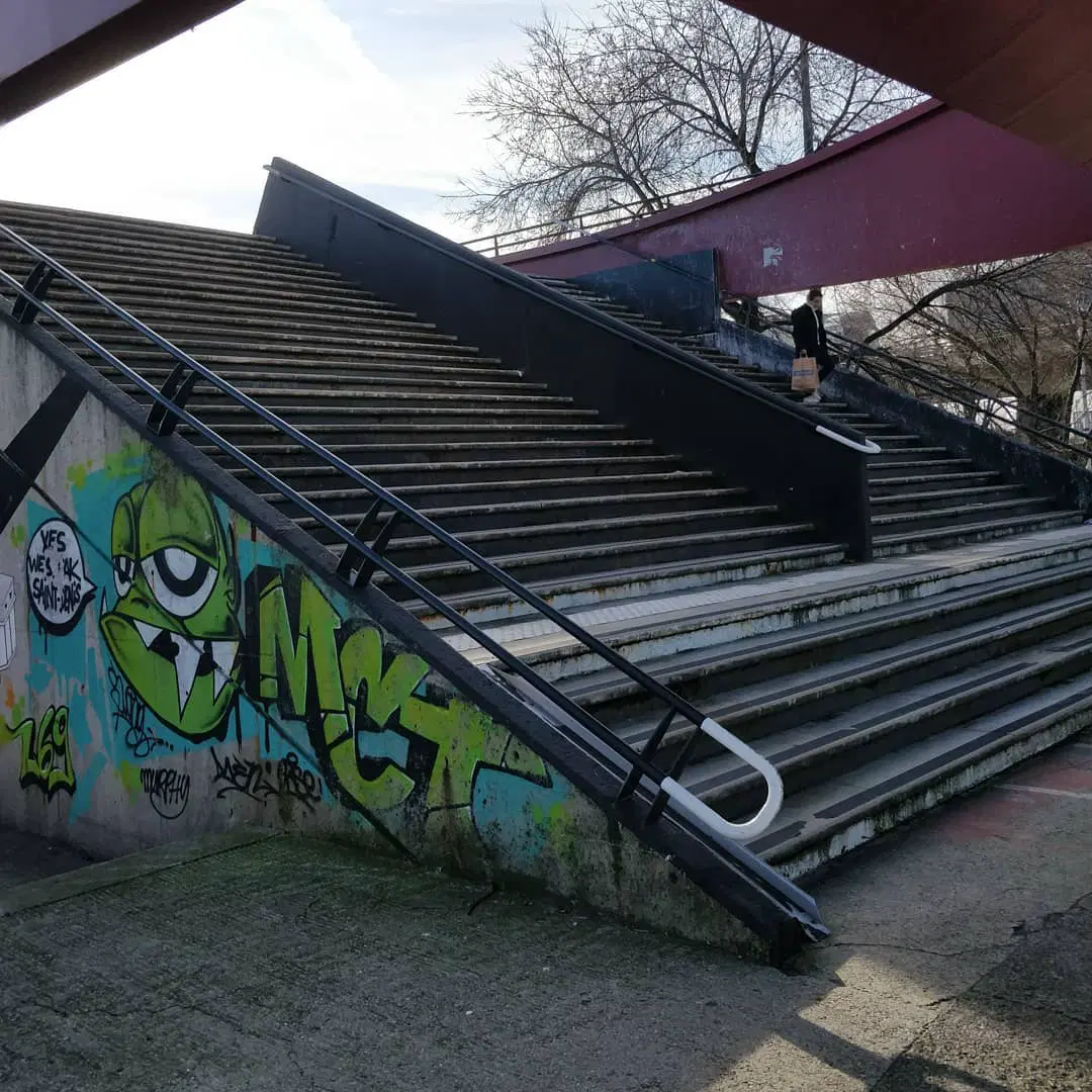 Face au canal — photo 1