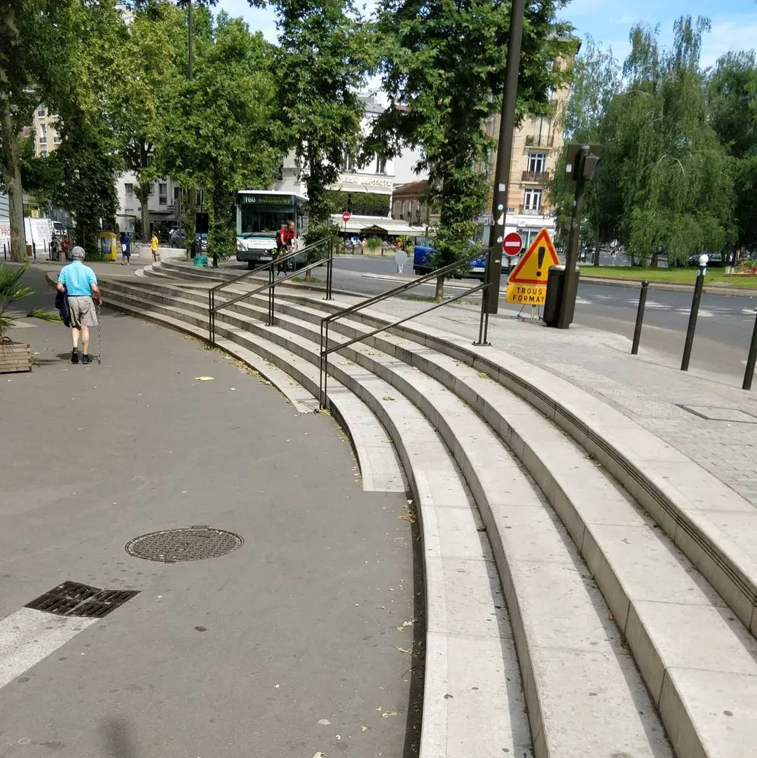 Plaza boulbi — photo 1