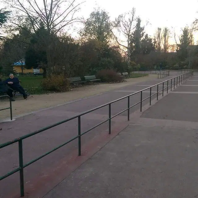 Giga rail du square — photo 1