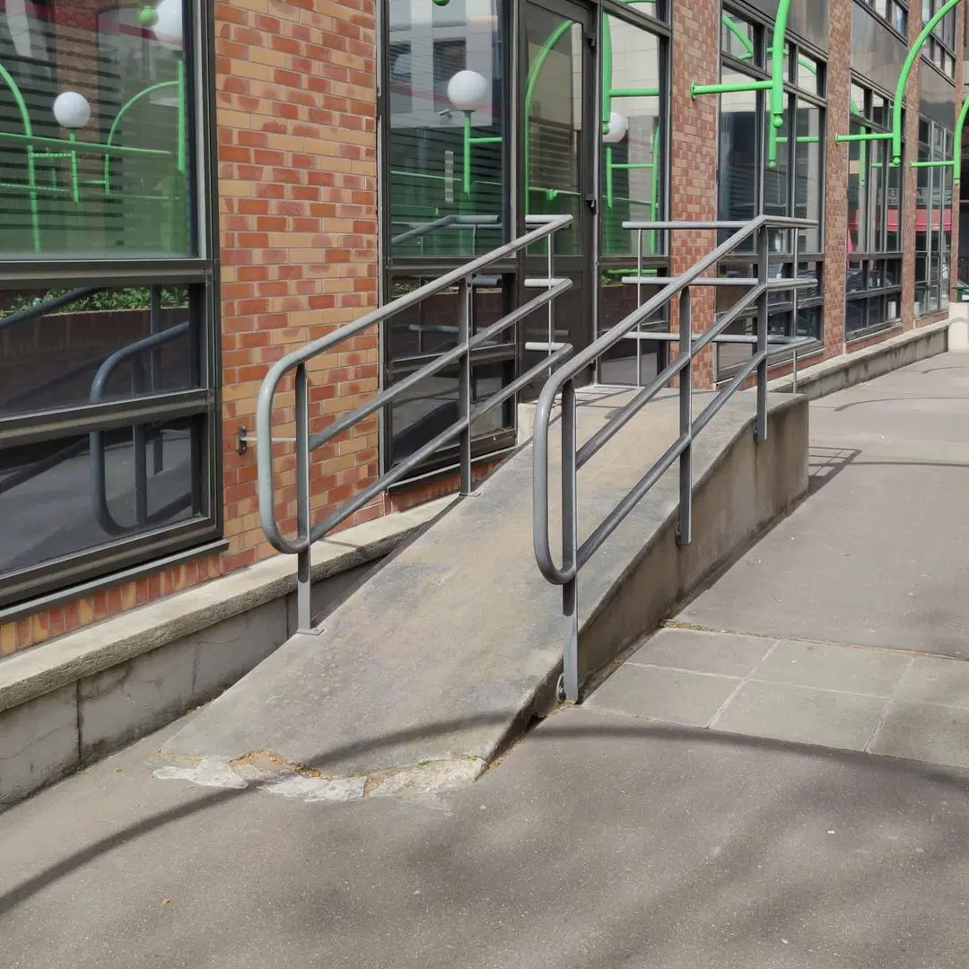 Nanterre pref — photo 1