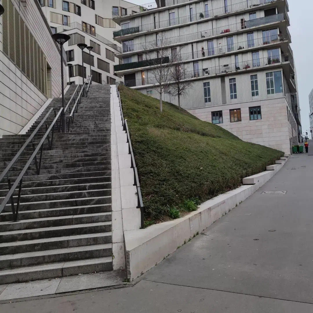 Curb en cascade — photo 1