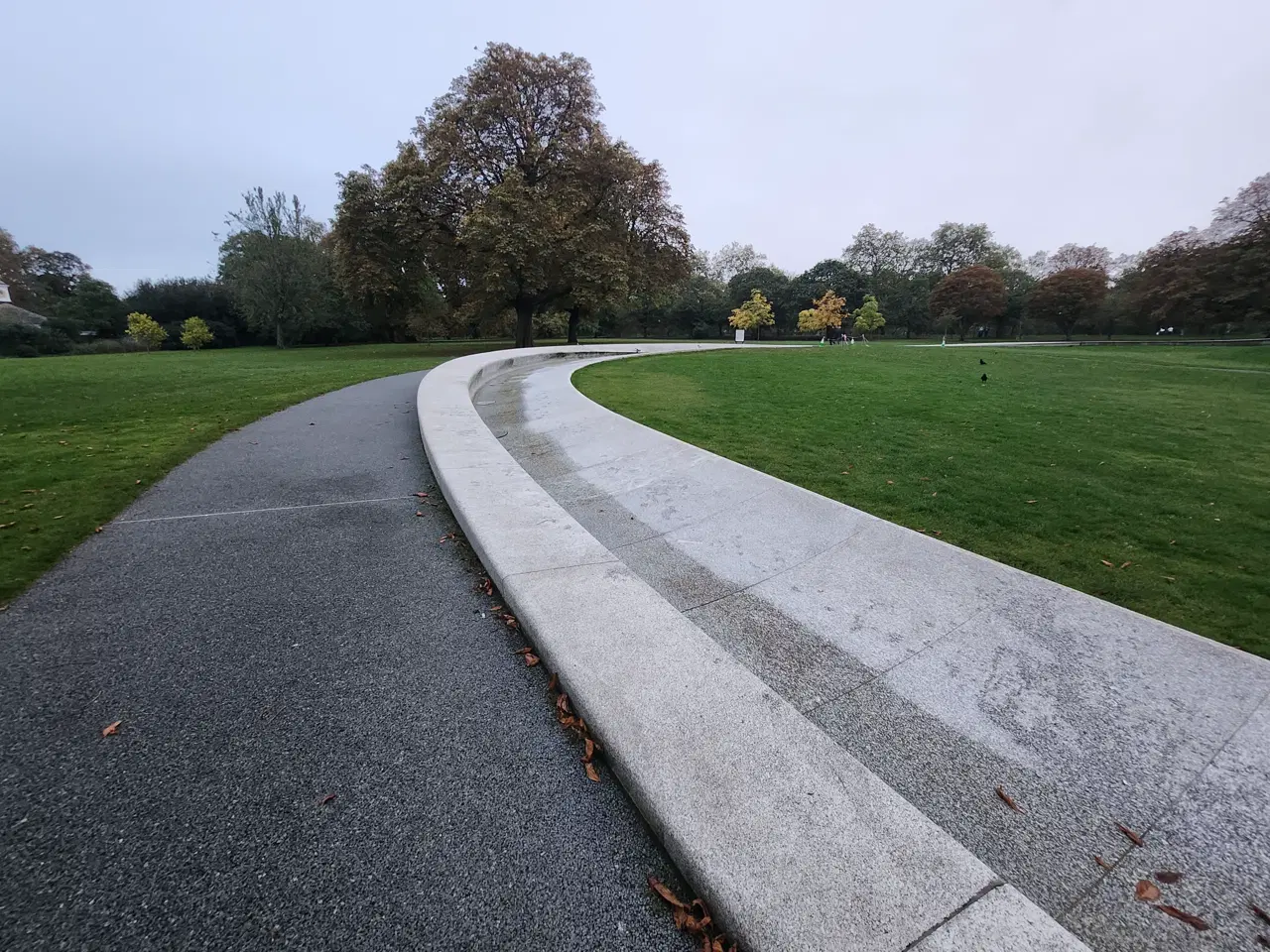 Spot Hyde Park — photo 1