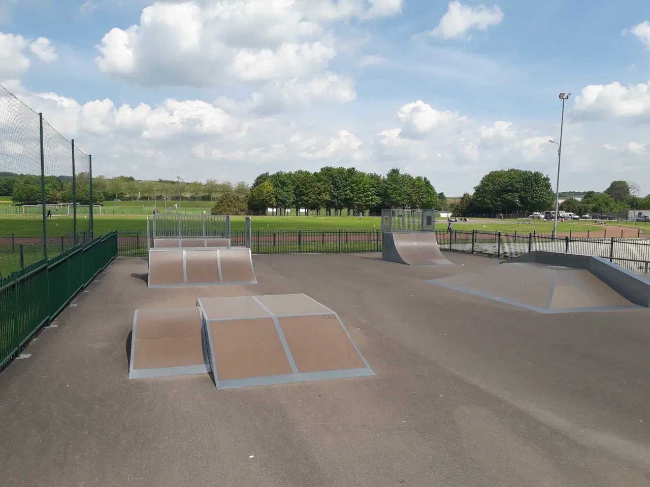 Sézanne skatepark — photo 1