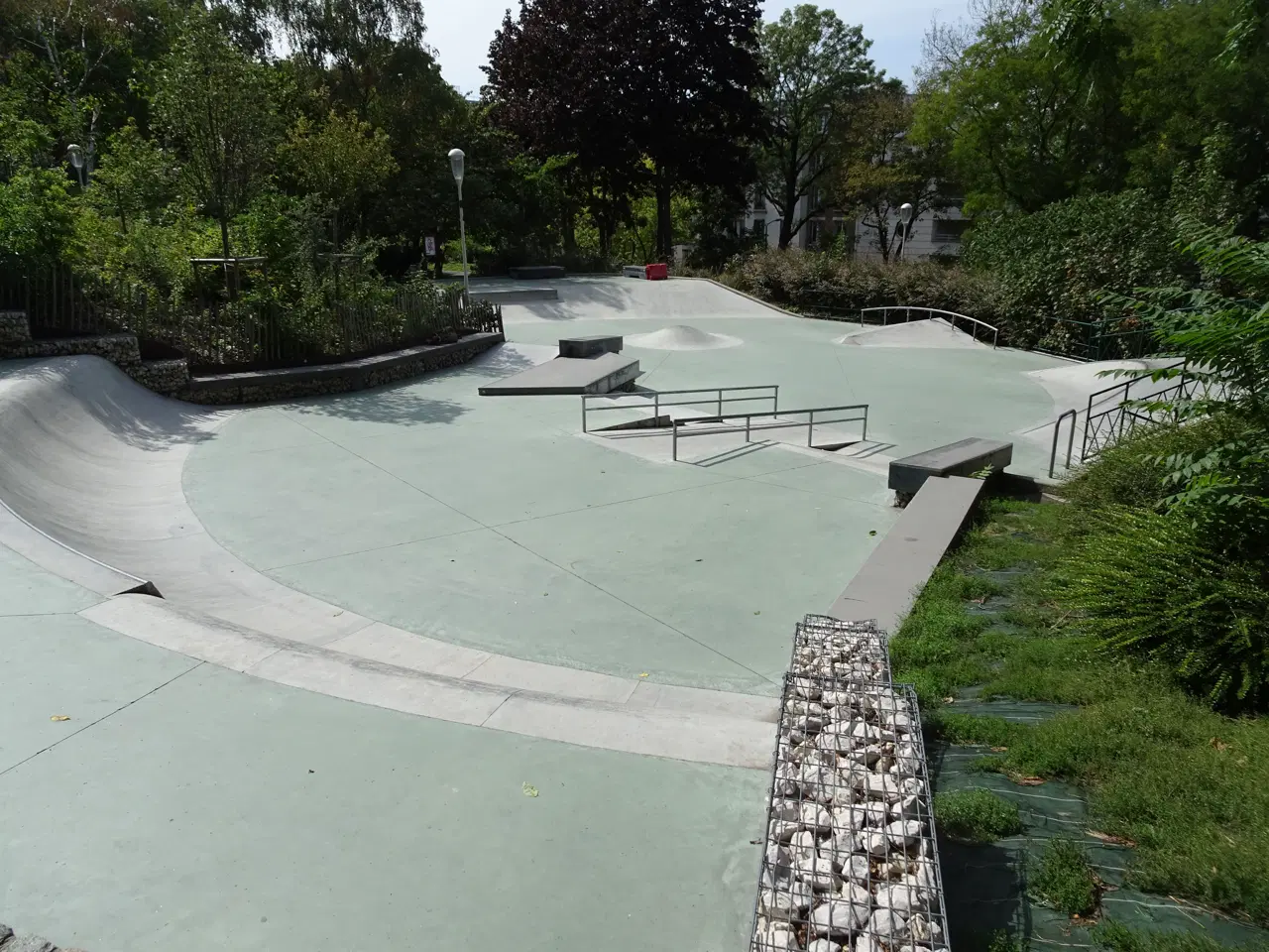 Issy-les-Moulineaux skatepark — photo 1