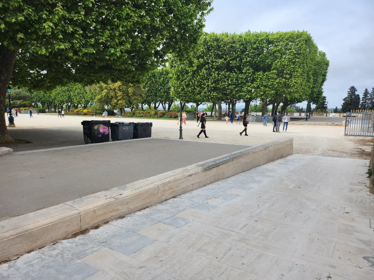 Curb Peyrou — photo 1