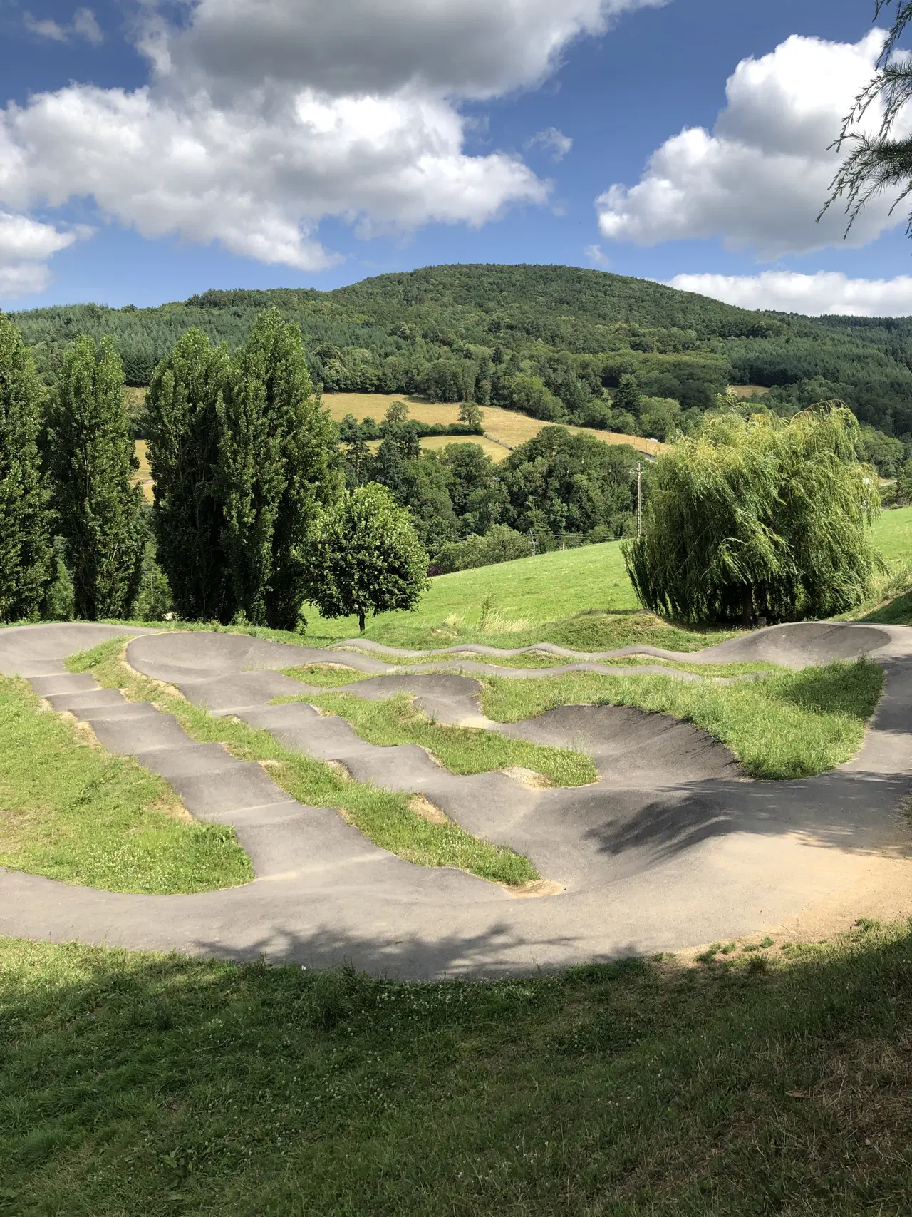 Pumptrack Saint-Didier-sur-Beaujeu — photo 1
