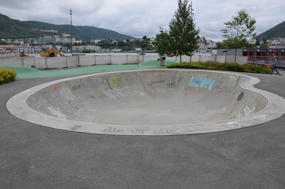 Amalie Skram skule skatepark — photo 1