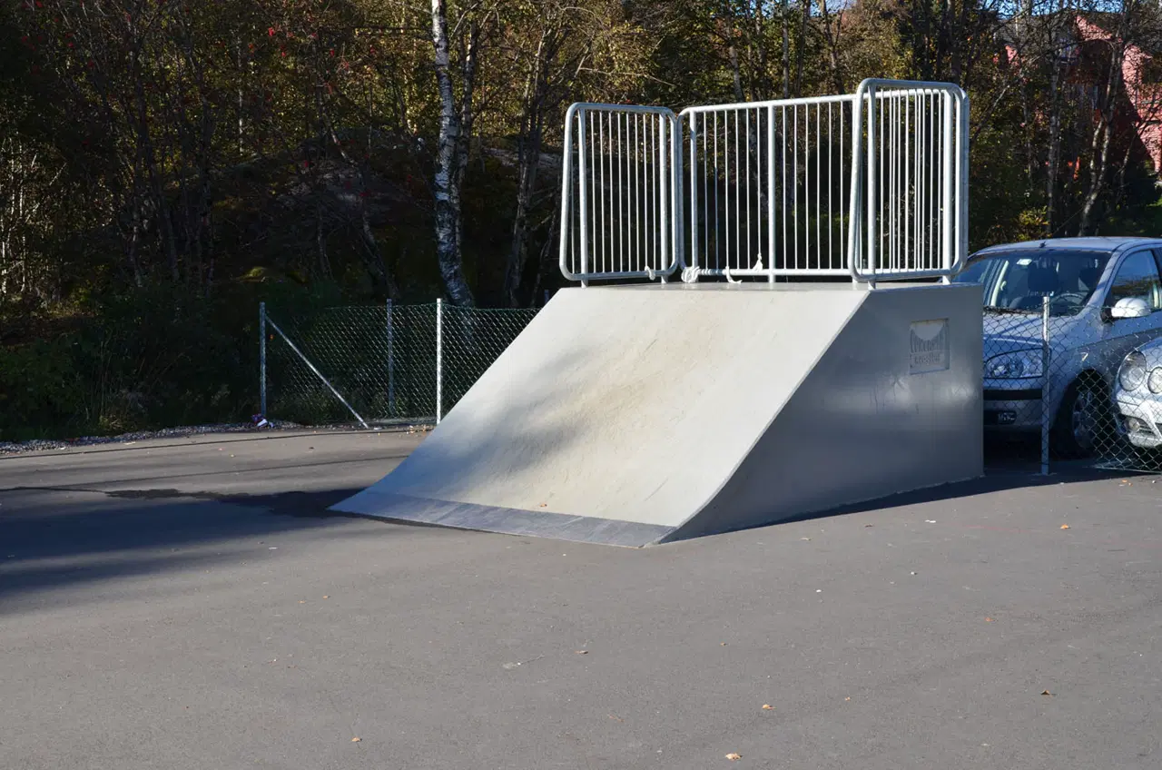 Hetlevikhyden skatepark — photo 1