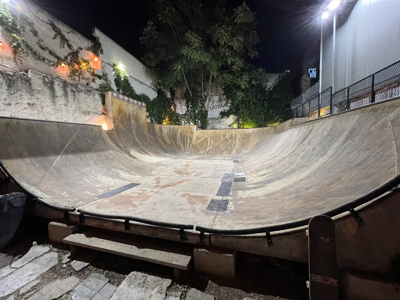 Latraac skate cafe — photo 1