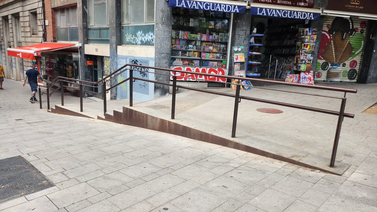 High Kink rail Cr De Pi I Marg — photo 1