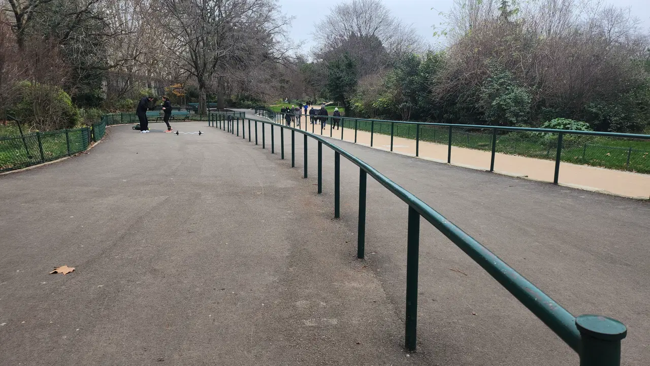 Rail parc Monceau — photo 1