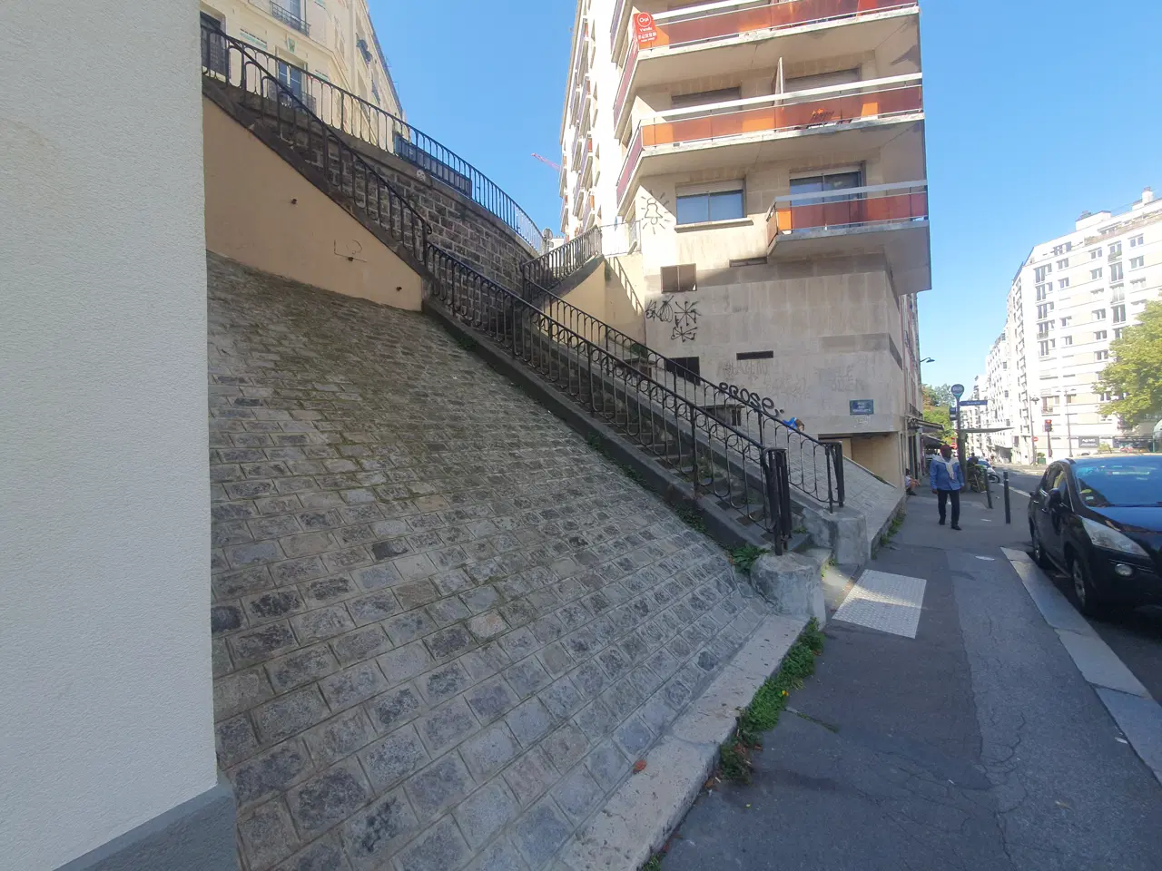 Gros plains inclinés en pierre — photo 1