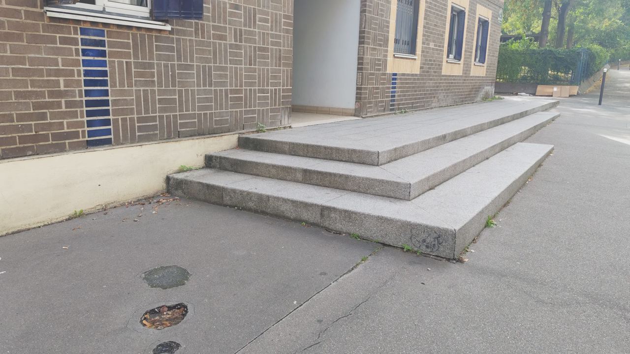Rue Duchefdelaville Spot — photo 1