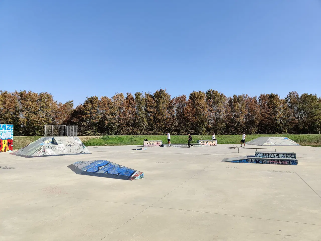 Valenton skatepark — photo 1