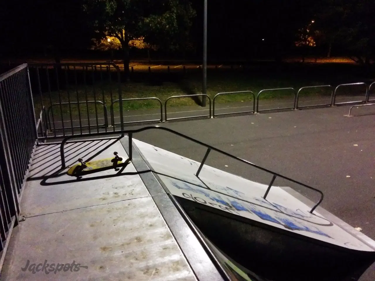 Issoudun skatepark — photo 1