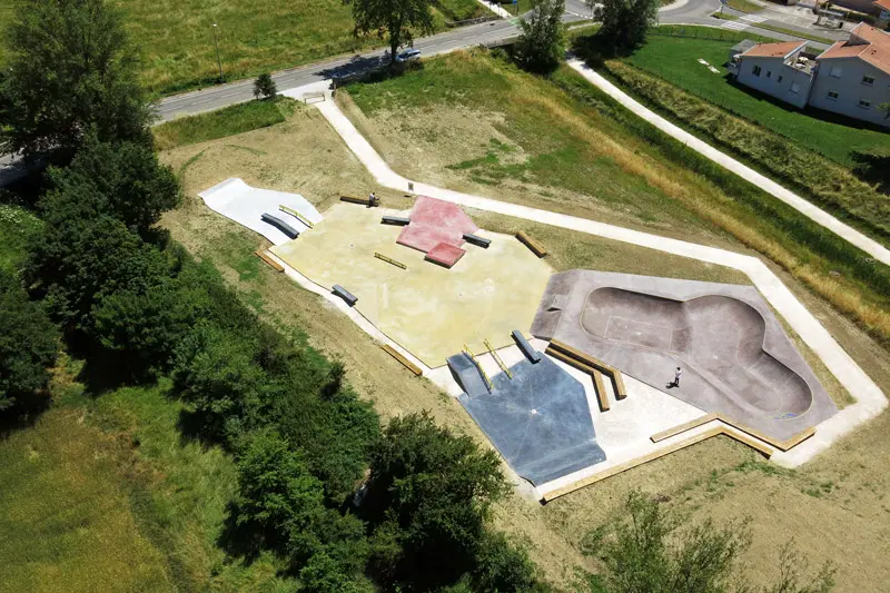 Saint-Orens-de-Gameville skatepark — photo 1