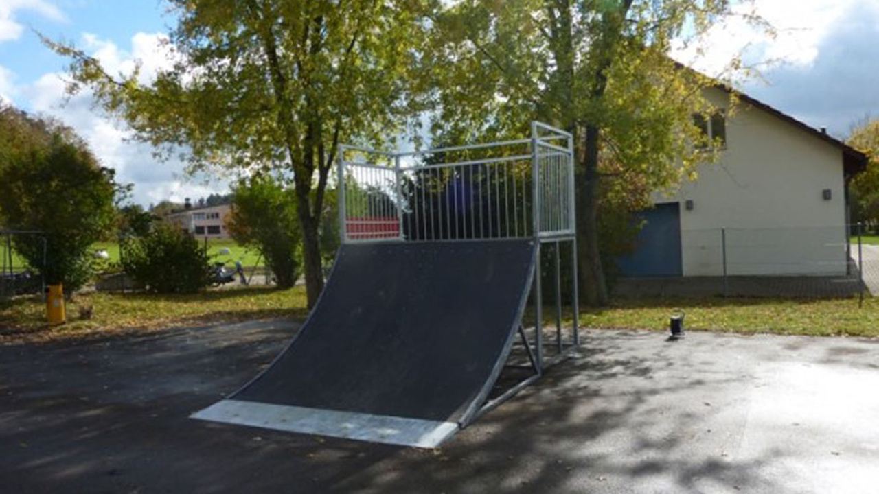 Skatepark Nürensdorf — photo 1