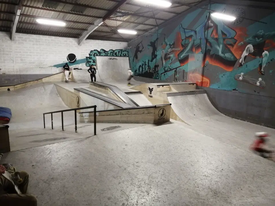 Montpellier Indoor Park - MIP skatepark — photo 1