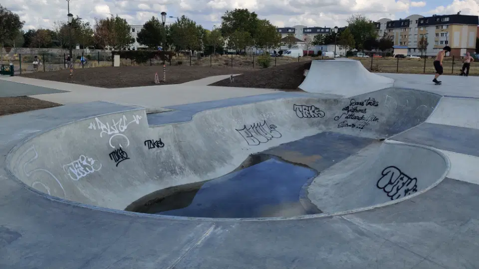 Achères skatepark — photo 1