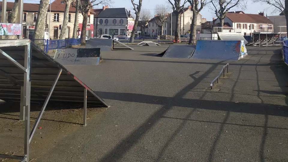 Montluçon skatepark — photo 1