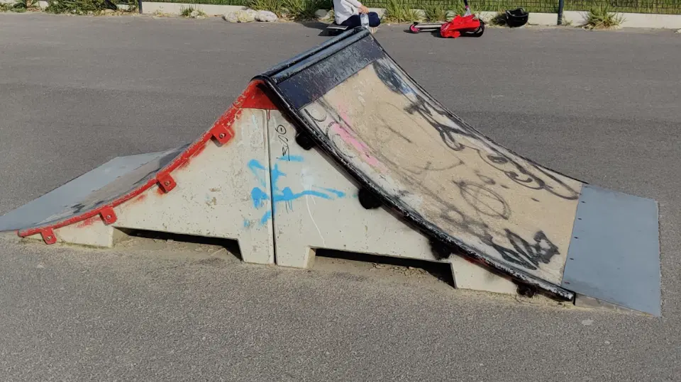 Roche-sur-Yon skatepark — photo 1