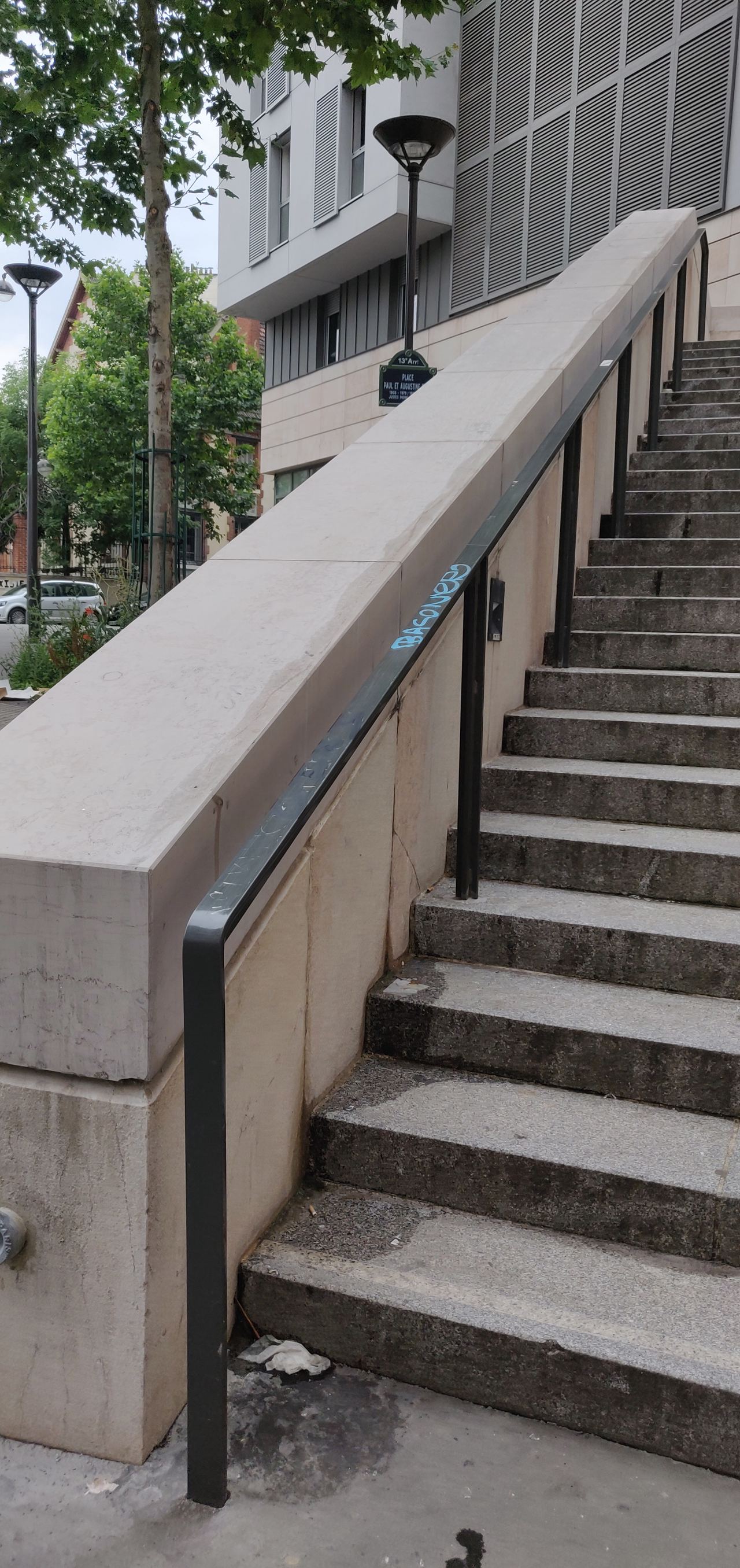 Great rails and ledges — photo 1