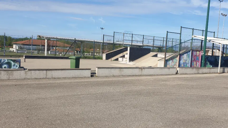 Saint-Galmier skatepark — photo 1