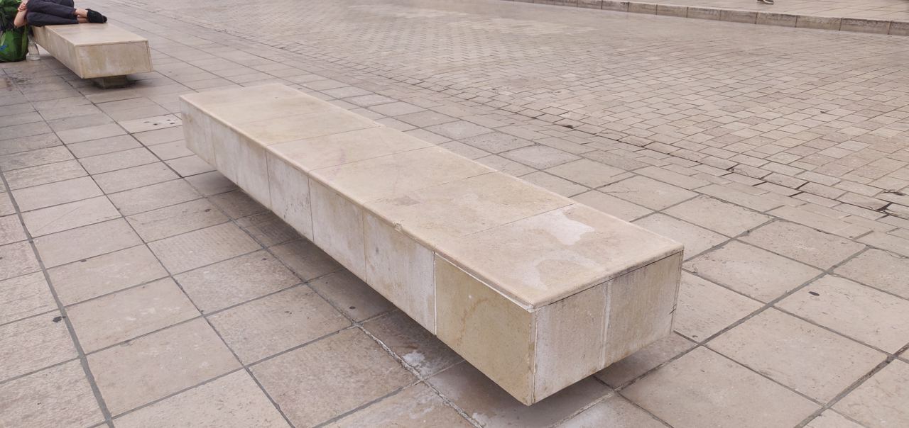 Curbs — photo 1