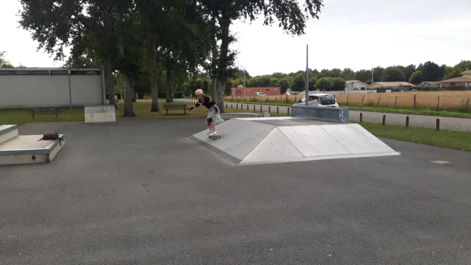 Le Porge skatepark — photo 1
