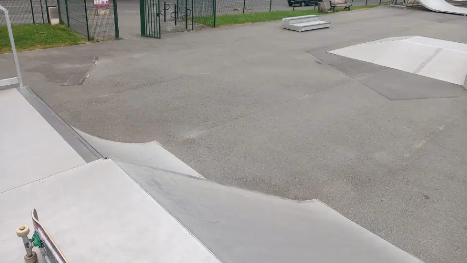 Marcoussis skatepark — photo 1