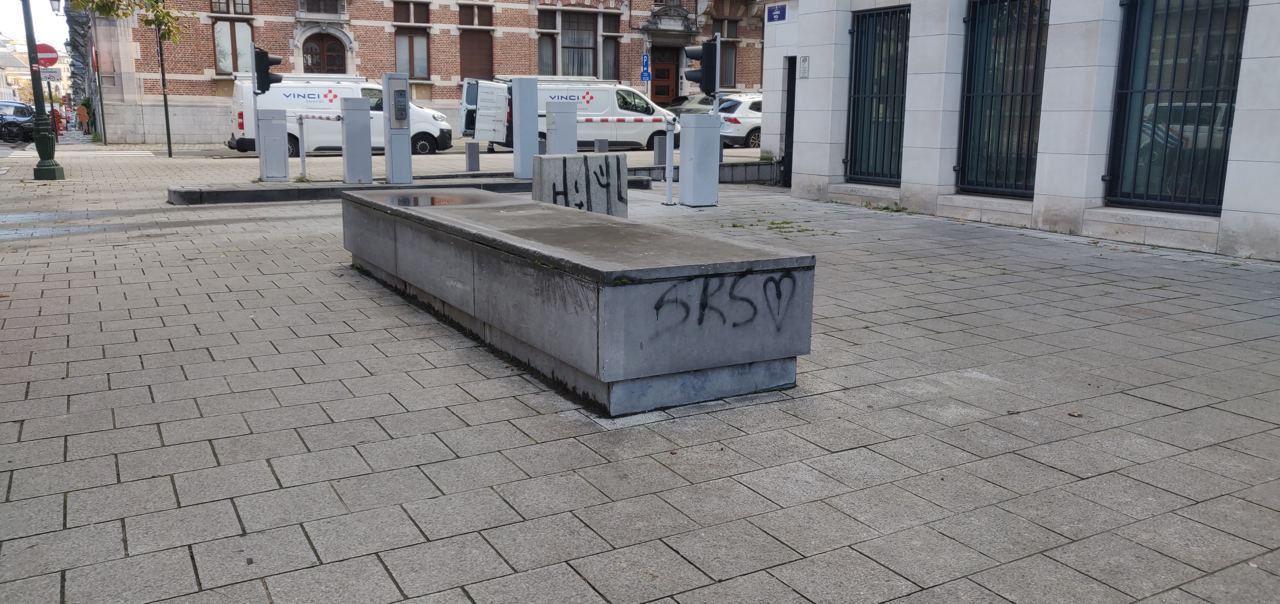 Great 2 curbs — photo 1