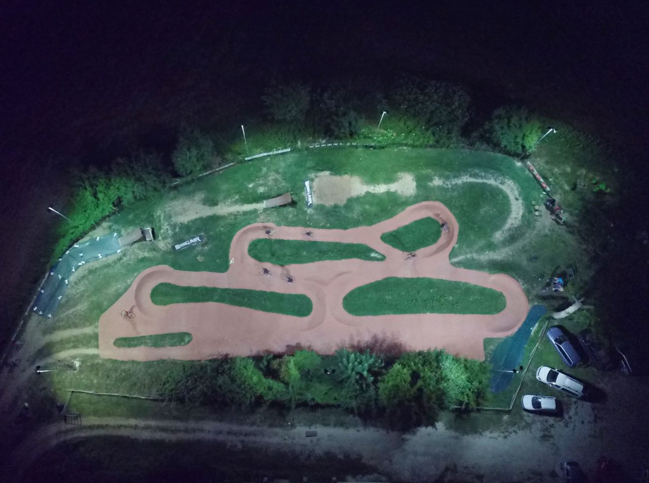 Pumptrack conero dirt lab — photo 1