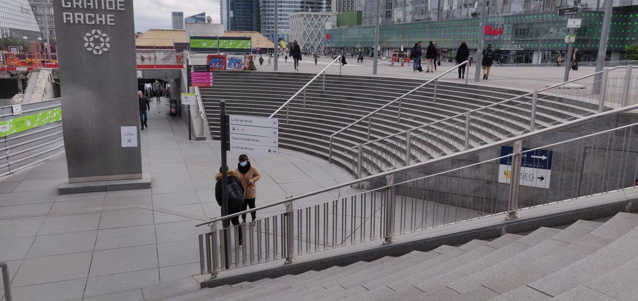 Handrails Le Parv. de l'Arche — photo 1