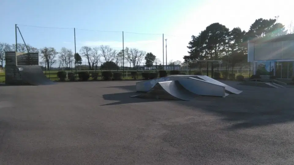 Sarzeau skatepark fermé — photo 1