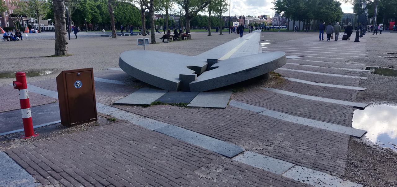 Atypical street spot — photo 1