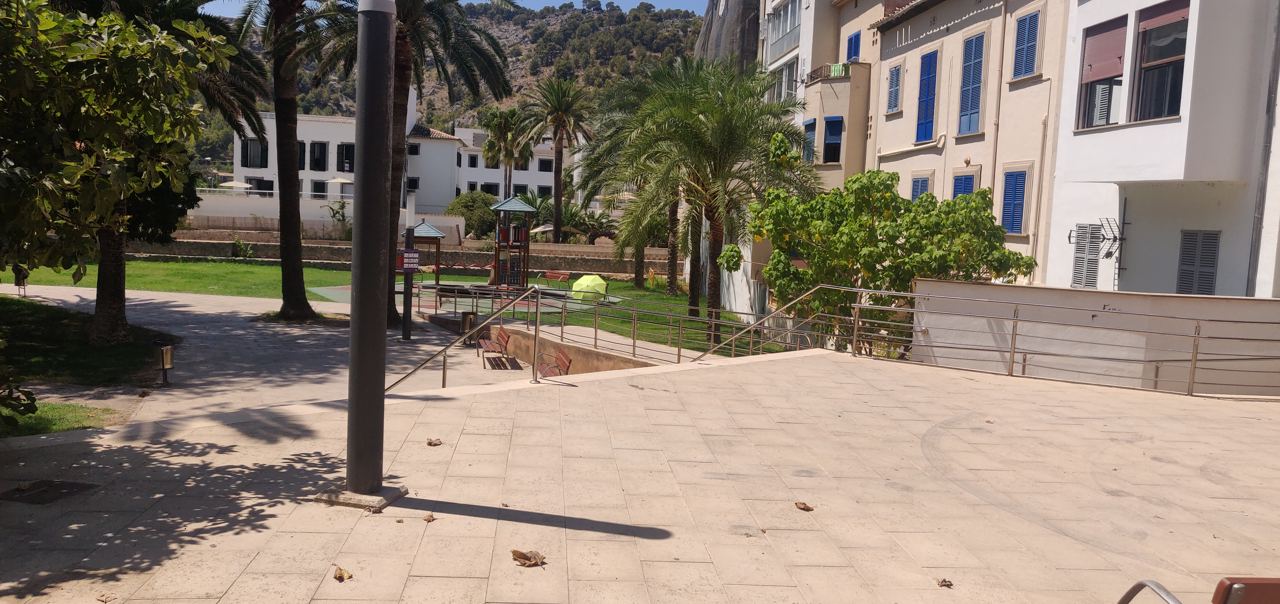 Handrail Port de Soller — photo 1