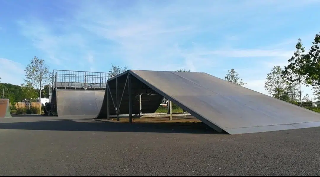 Landerneau skatepark — photo 1