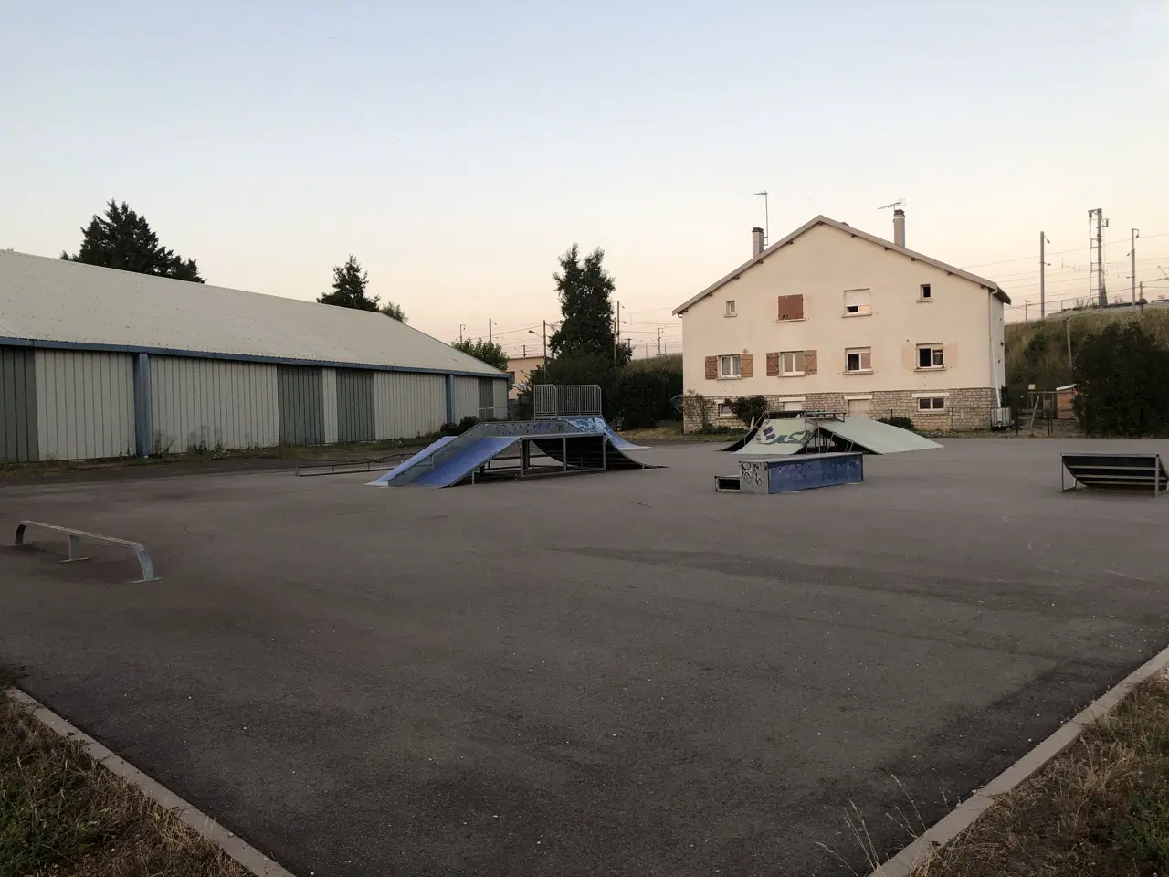 Neufchâteau skatepark — photo 1