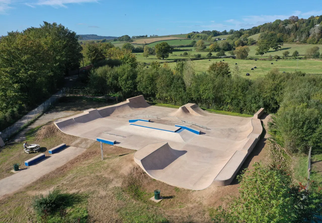 Axminster skatepark — photo 1