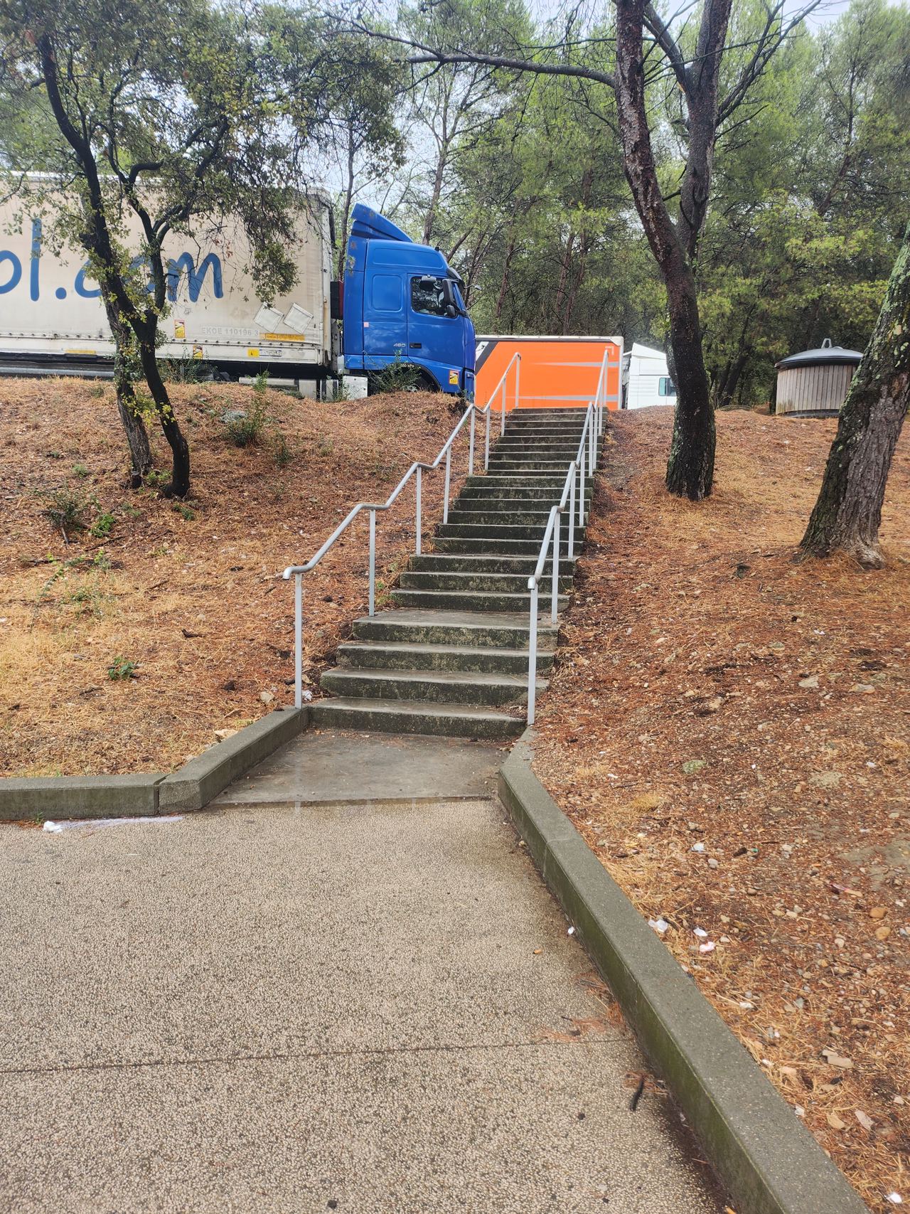 Handrail Aire de Vergeze — photo 1