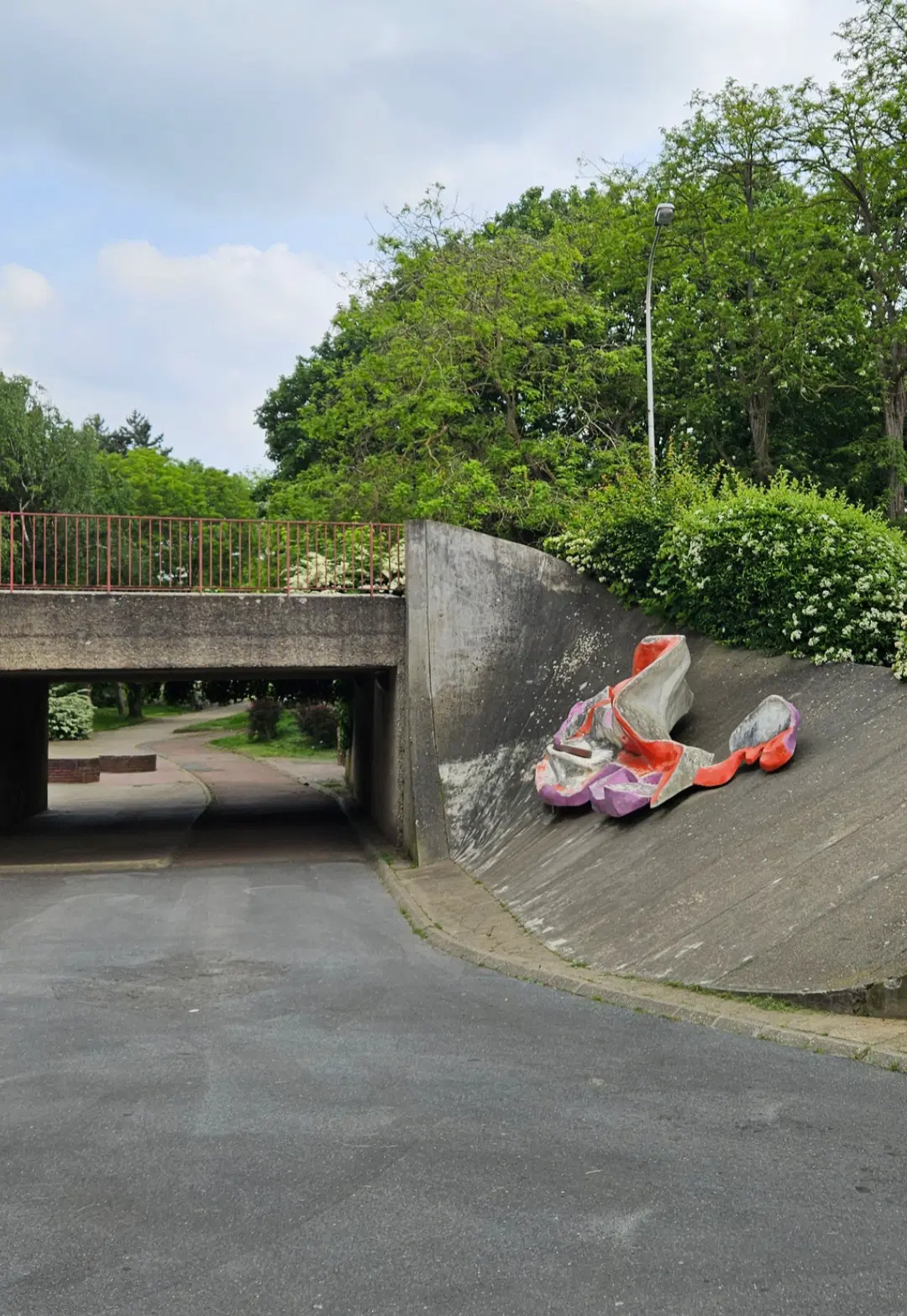 Wall to pont — photo 1