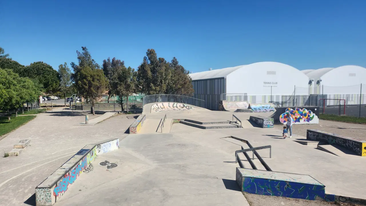 Saint-Jean-de-Védas skatepark — photo 1